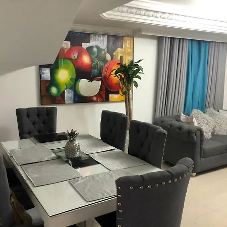 Brendas House Cartagena